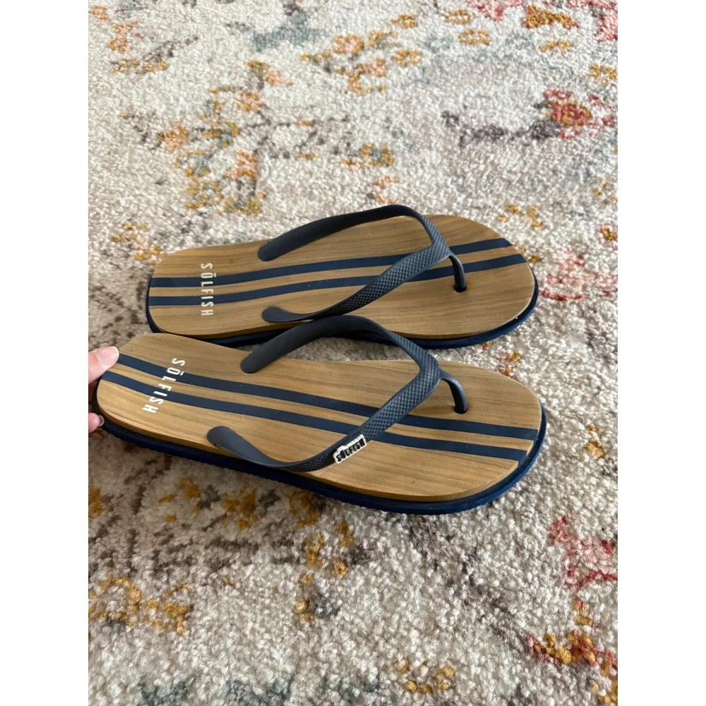 Solfish Mens Flip Flop Sandals Navy Blue Striped‎ Wood Grain Print Size L 11-12